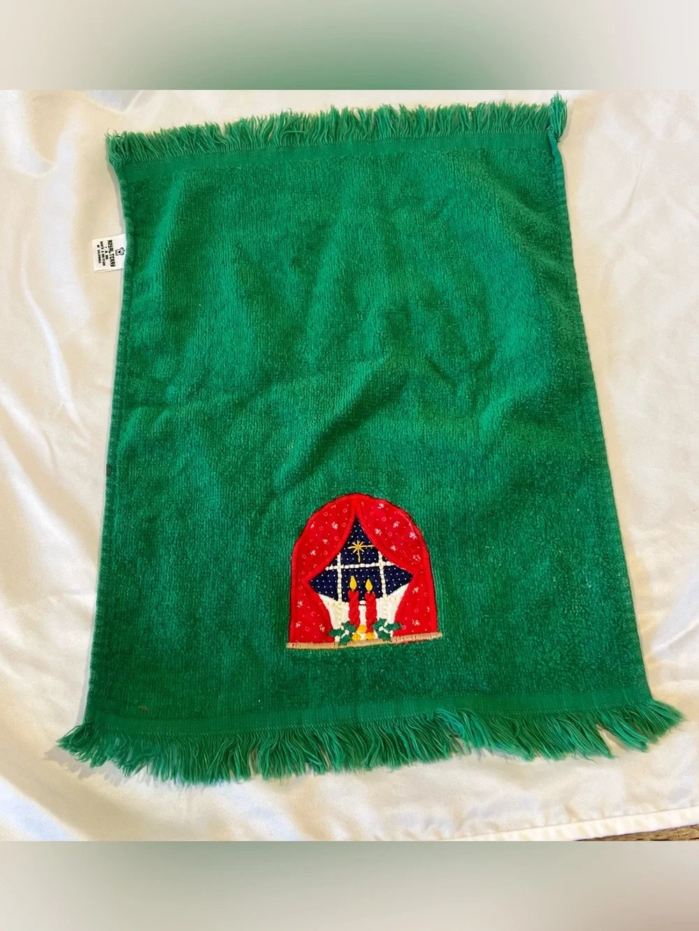 Royal Terry Vintage Christmas Hand Towels Set of 3 Santa Candle Window Fringe